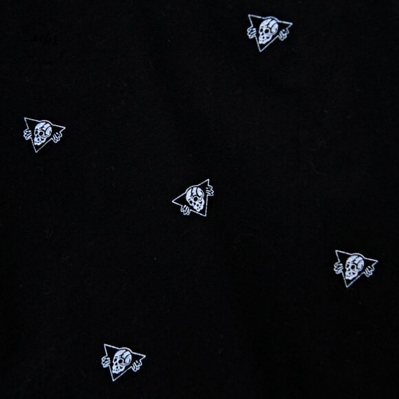 Bundle of 2 WXYZ Skull & Roses Button Down Short Sleeve Shirts Black Red Men M - Picture 14 of 16